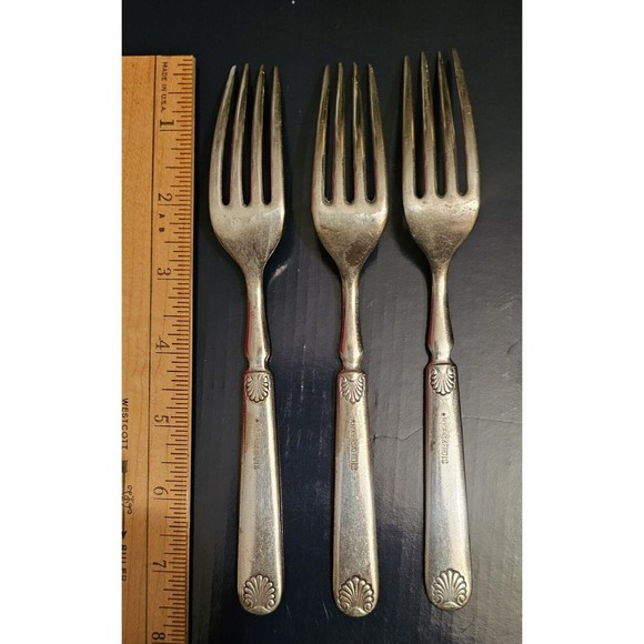 3 Antique Shell Design Forks Rogers And Bro 12 Silver Plated - Picture 5 of 5